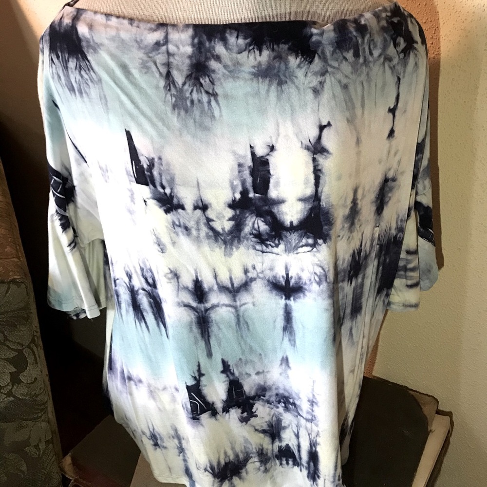 Tye dye top